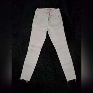 Old Navy White Denim Super Skinny Jeans.